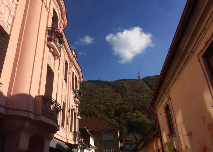 Vista In The Heart Of The Old Center * Brasov