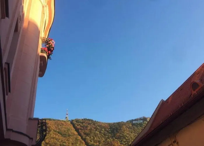 Vista In The Heart Of The Old Center 브라쇼브