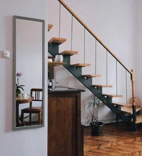 아파트 Vista In The Heart Of The Old Center