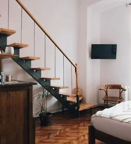 Vista In The Heart Of The Old Center 브라쇼브